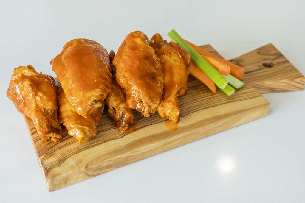 Comfort Inn & Suites Newark Liberty International Airport Restoran foto