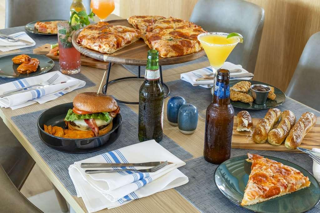 Comfort Inn & Suites Newark Liberty International Airport Restoran foto